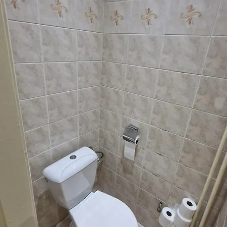 Апартаменти Flora - Late Check-out At Noon 12 O Clock For Free