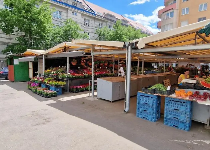 Flora - Late Check-out At Noon 12 O Clock For Free Bratislava