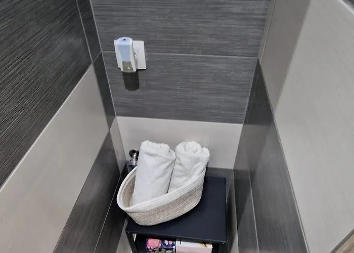 Flora - Late Check-out At Noon 12 O Clock For Free Appartement Bratislava